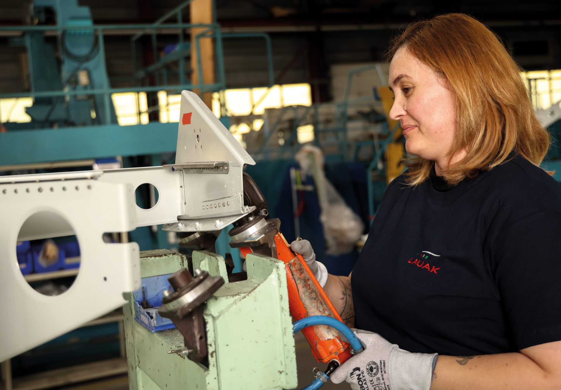 Angelina prend son envol chez LAUAK